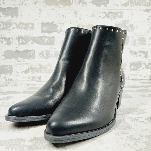 New BP. Wylie Black Faux Leather Studded Bootie  W797 - Picture 2 of 12